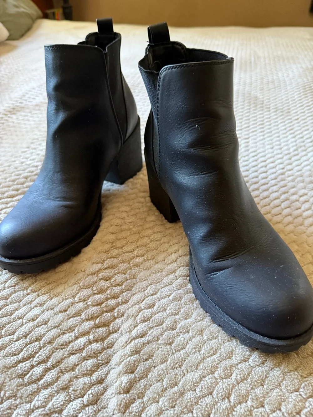 Dirty Laundry Women’s Black Chelsea Ankle Boots - Classic Slip-On Style